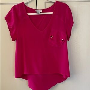 Jamison Fuchsia V-Neck Short Sleeve Blouse, Size M